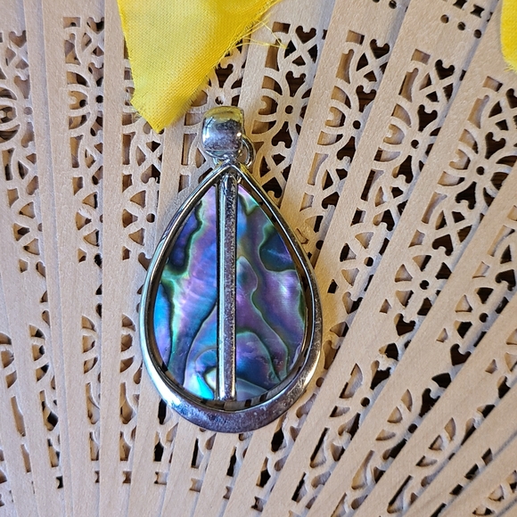 Lia Sophia Abalone Pendant Teardrop - Picture 6 of 11